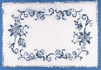 Motif floral bleu, napperon coton à broder au Point de Croix